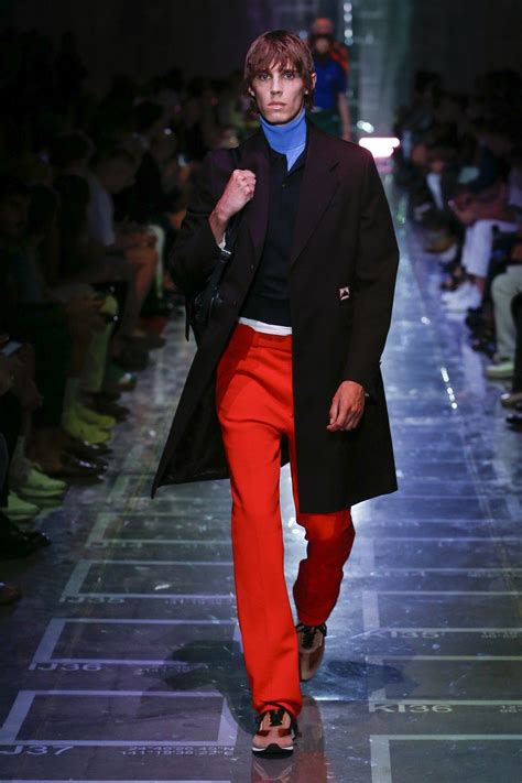 prada men's spring summer 2019|Prada Spring 2019 Menswear Collection .